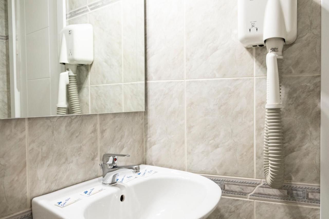 Casa Gabriela Hotel Bucureşti Ngoại thất bức ảnh
