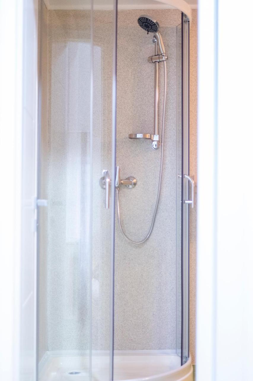 Casa Gabriela Hotel Bucureşti Ngoại thất bức ảnh