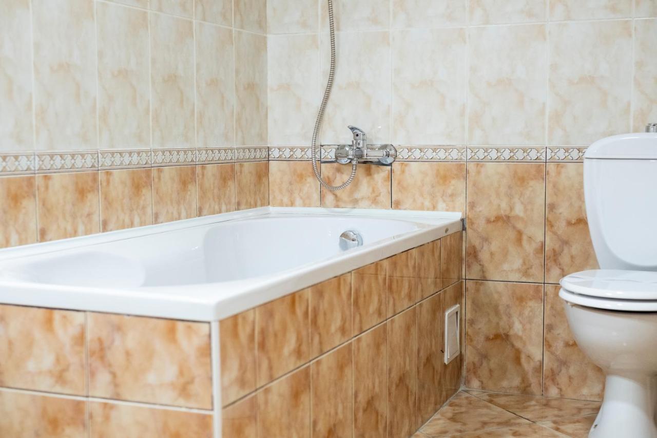 Casa Gabriela Hotel Bucureşti Ngoại thất bức ảnh
